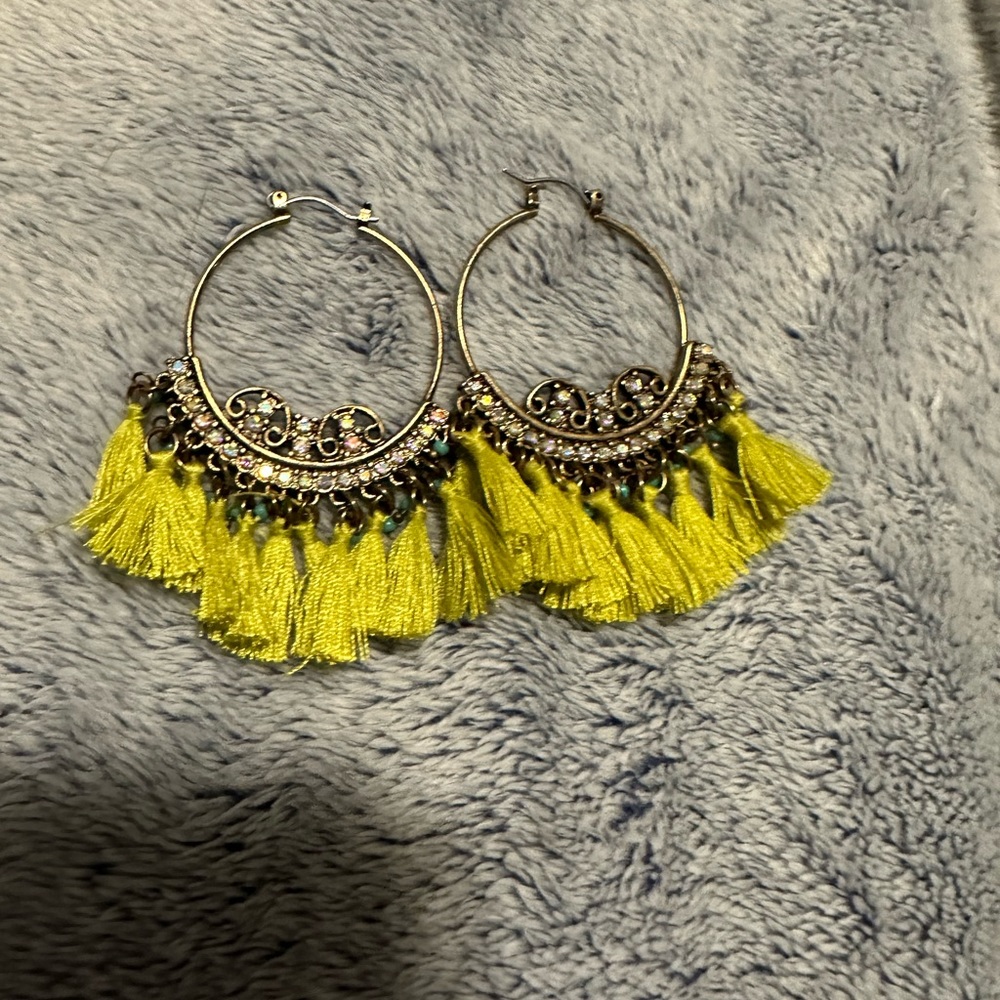 Adorable earrings